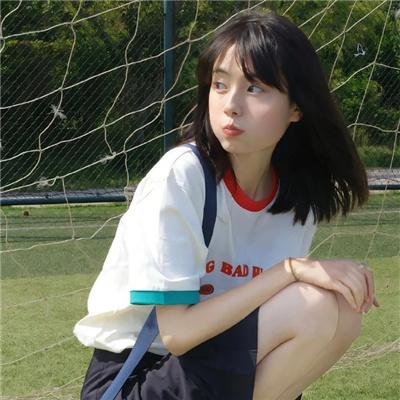 白衣校花与大长腿2